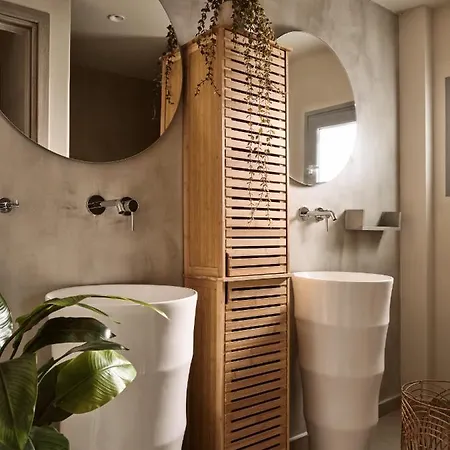 Romas Luxury
