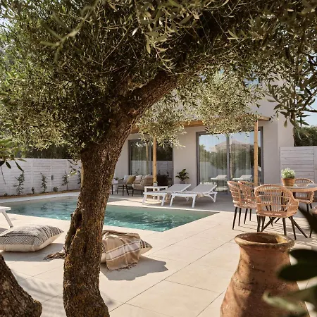 Romas Luxury Villa